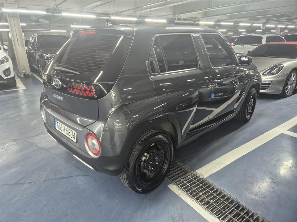 HYUNDAI Casper - Vista 4