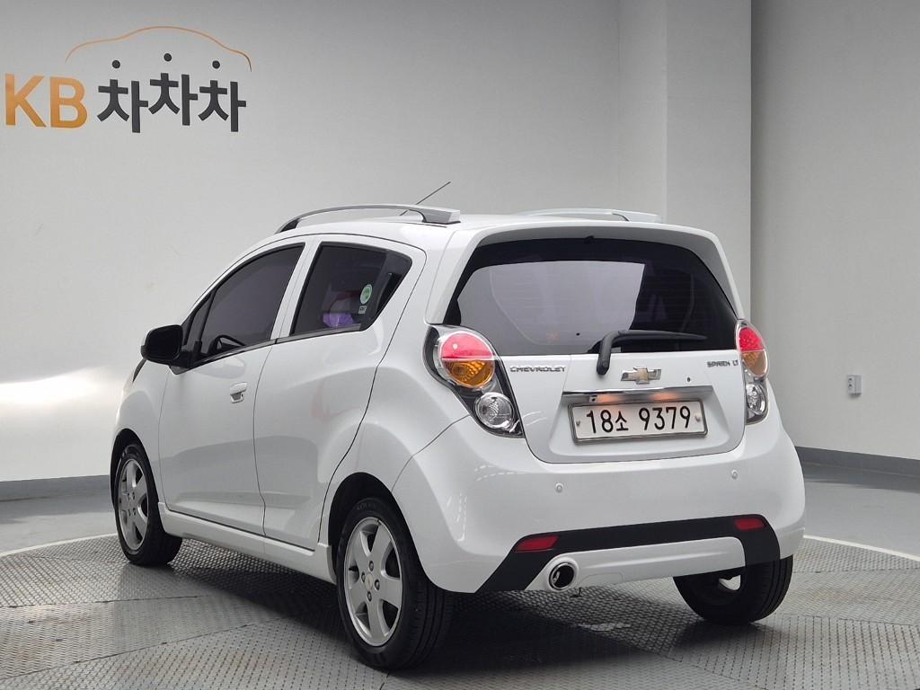 Chevrolet Spark - Vista 3