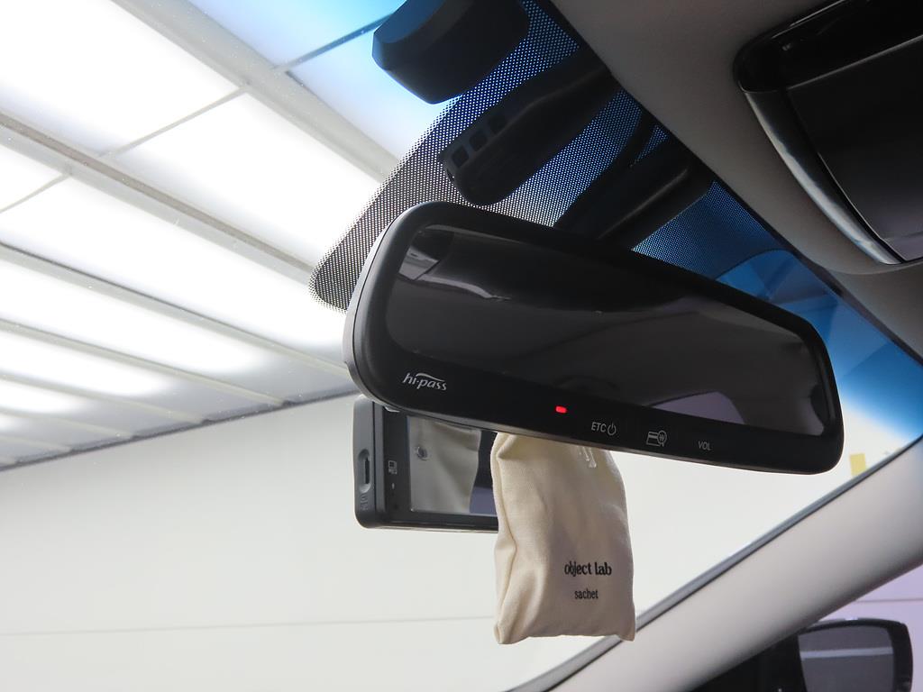 HYUNDAI Grandeur - Vista 12