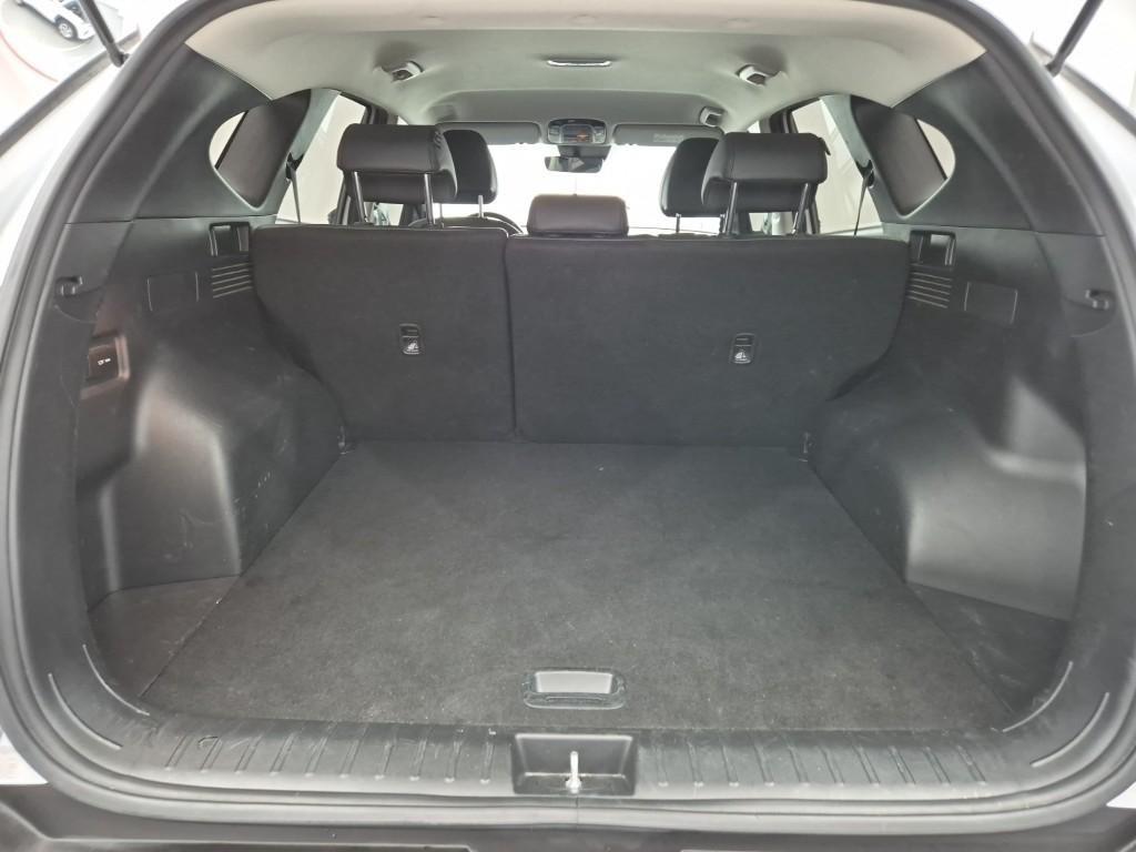HYUNDAI Tucson - Vista 5