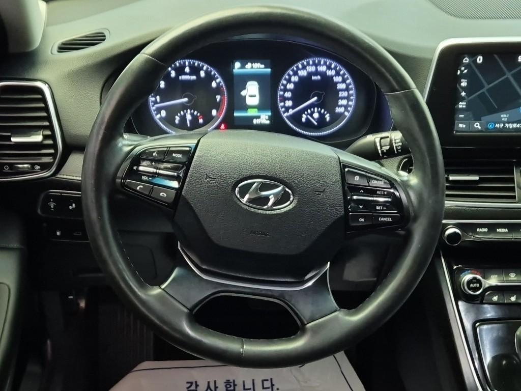 HYUNDAI Grandeur - Vista 9