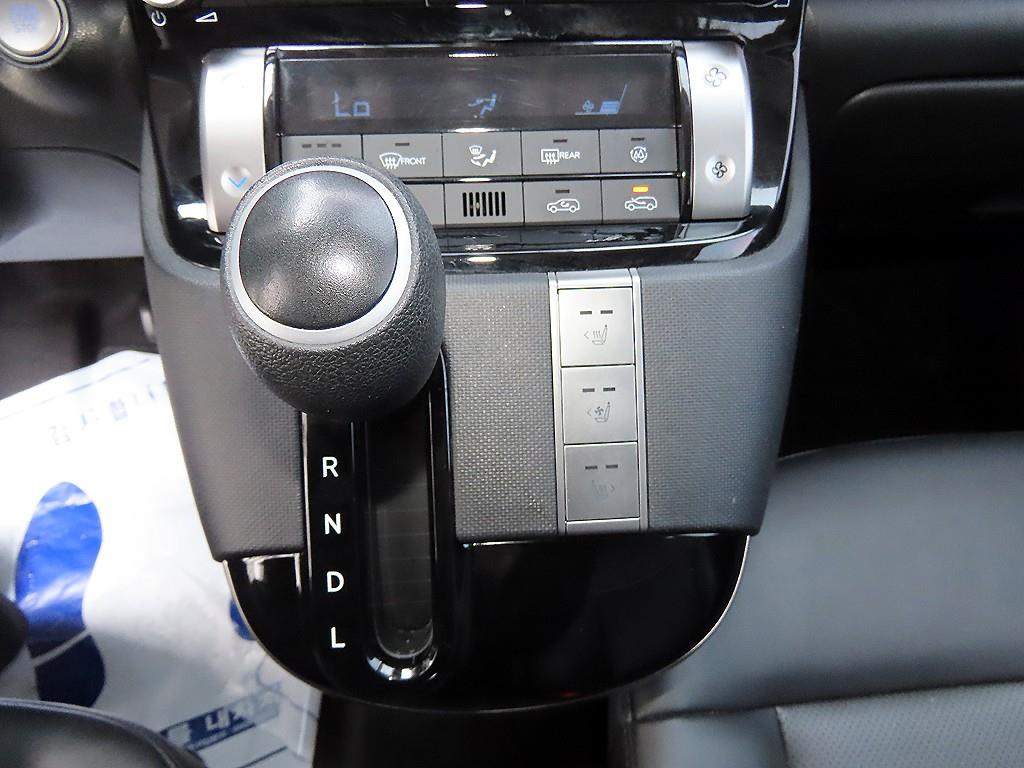 HYUNDAI Casper - Vista 10