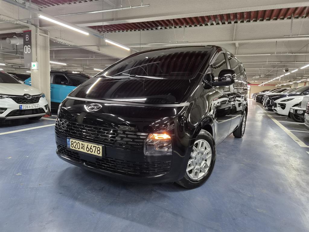 HYUNDAI Staria 2022 Negro - Importación desde Corea - HF Imports Iquique - Foto 1