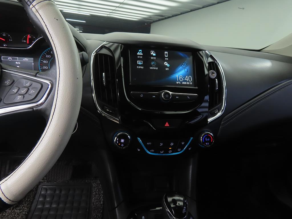 Chevrolet Cruise - Vista 10