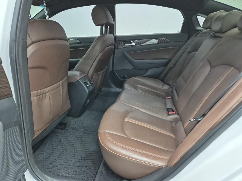 HYUNDAI Sonata - Vista 9