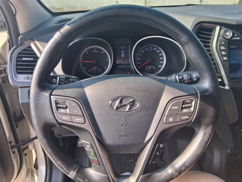 HYUNDAI Santa Fe - Vista 9