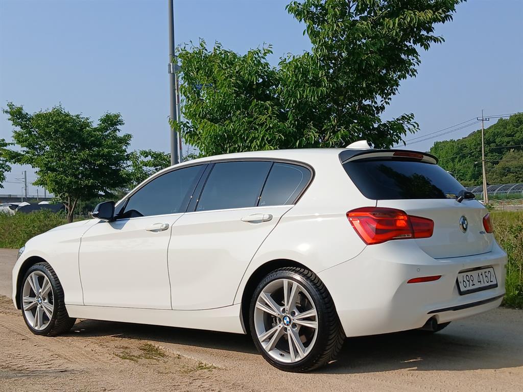 BMW 1 series - Vista 4