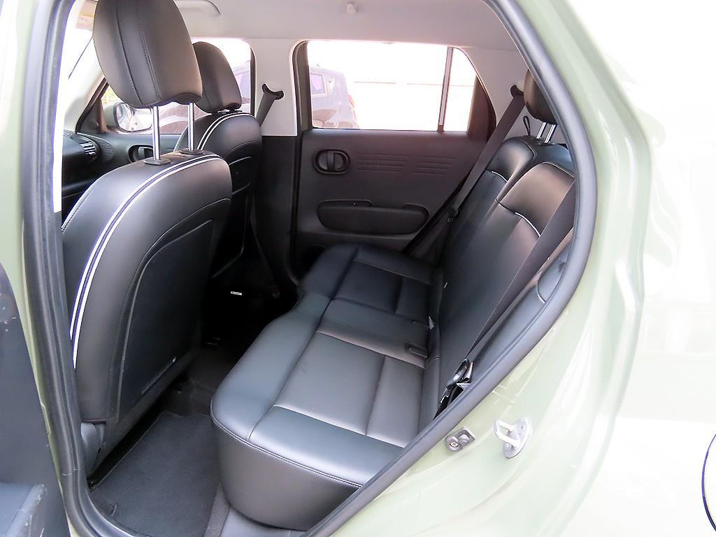 HYUNDAI Casper - Vista 6