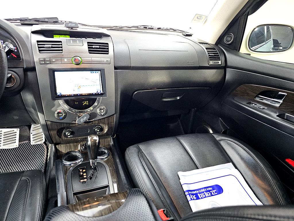 Ssangyong Rexton - Vista 10