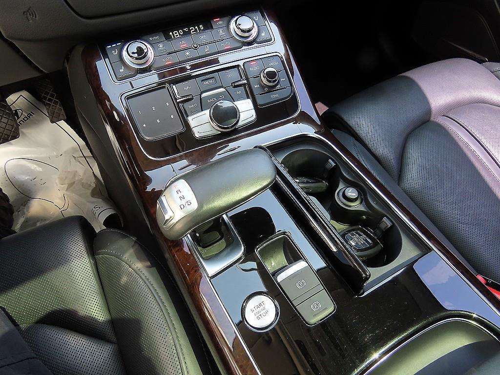 Audi A8 - Vista 11