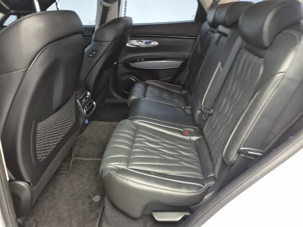 Genesis GV70 - Vista 12