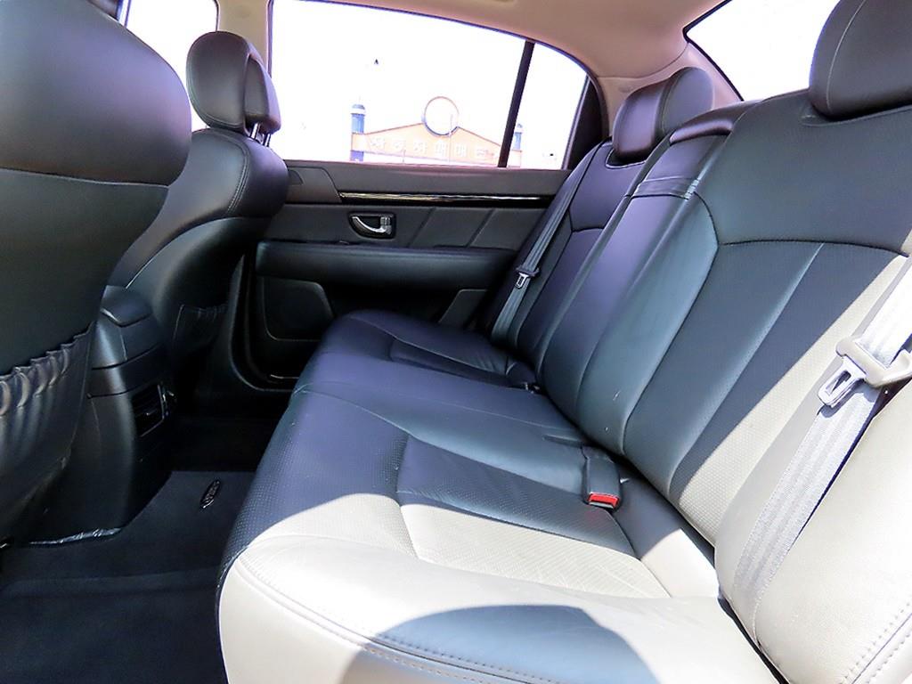 KIA Opirus - Vista 6