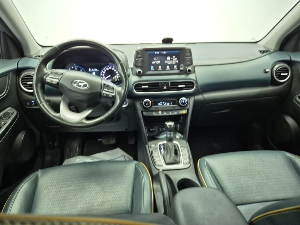 HYUNDAI Kona - Vista 7