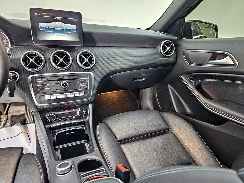 Mercedes Benz A Class - Vista 10