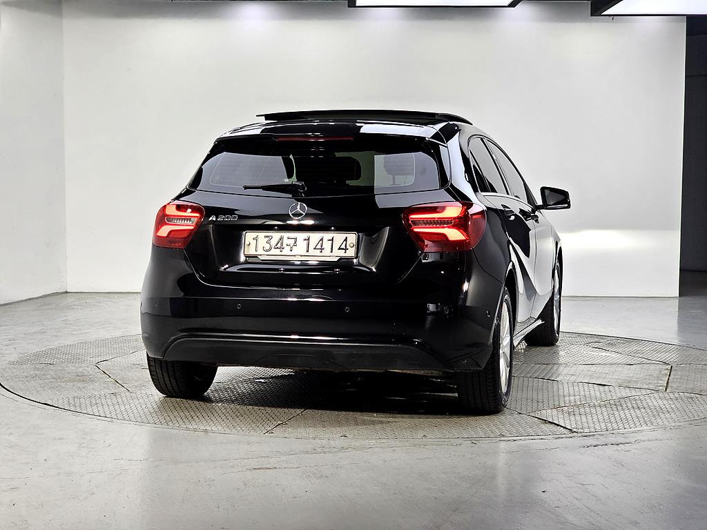 Mercedes Benz A Class - Vista 3
