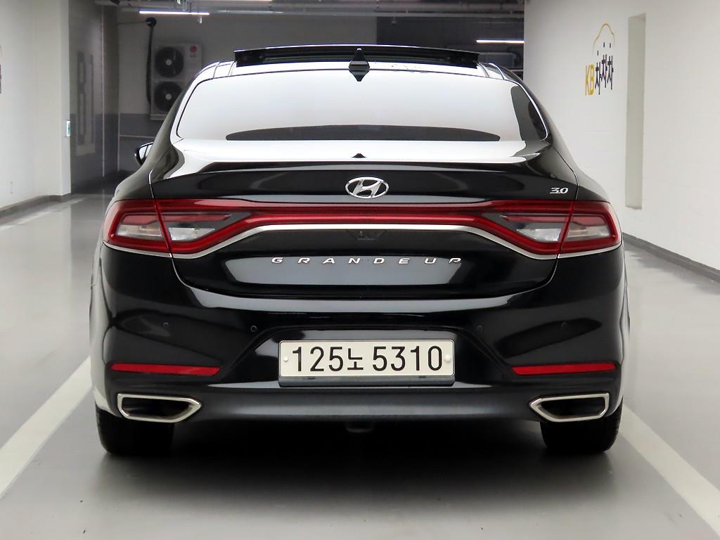 HYUNDAI Grandeur - Vista 3