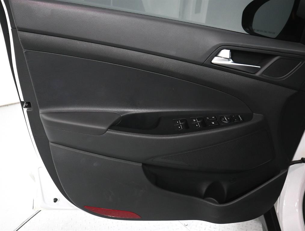 HYUNDAI Tucson - Vista 7