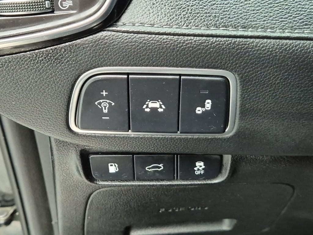 HYUNDAI Grandeur 2018 Negro - Importación desde Corea - HF Imports Iquique - Foto 18