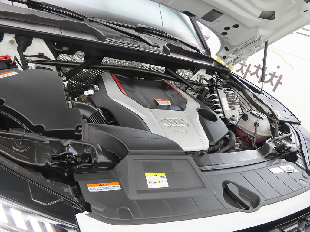 Audi SQ5 2021 Blanco - Importación desde Corea - HF Imports Iquique - Foto 19