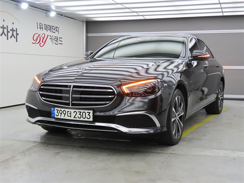 Mercedes Benz E class 2021 Gris - Importación desde Corea - HF Imports Iquique - Foto 1