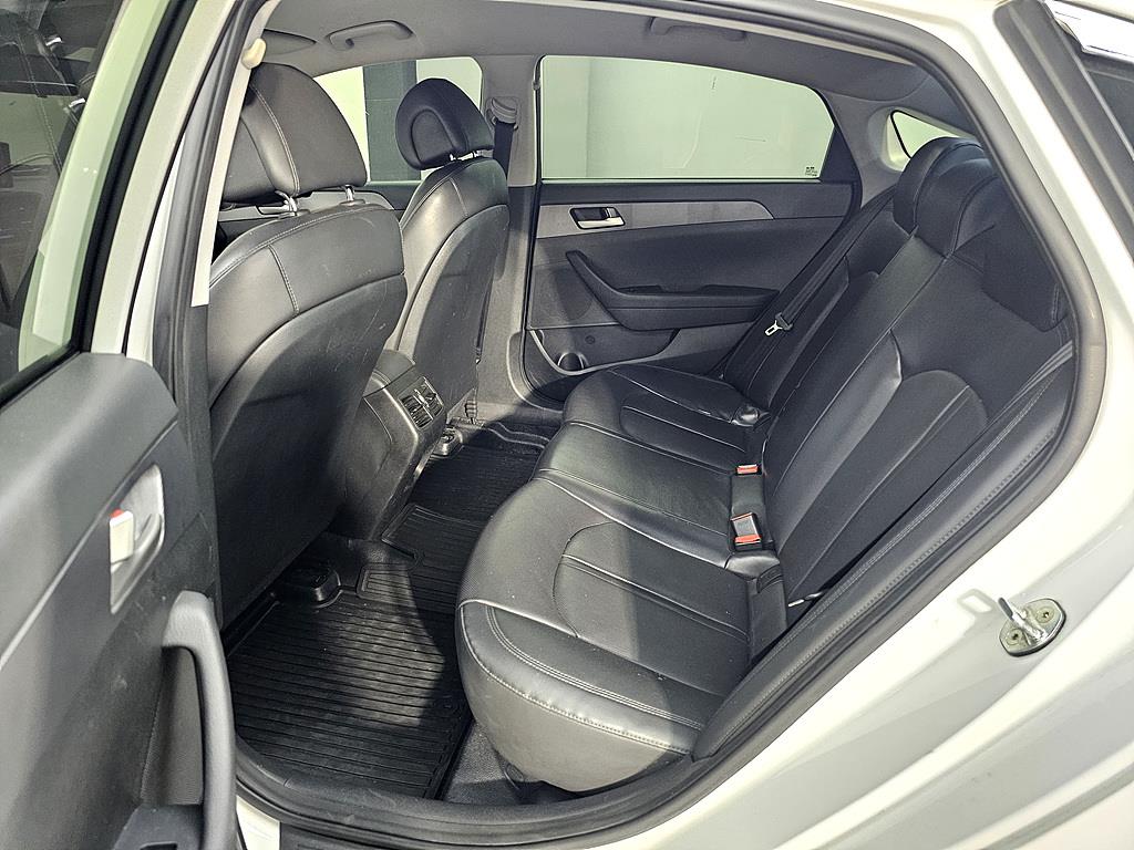 HYUNDAI Sonata - Vista 9
