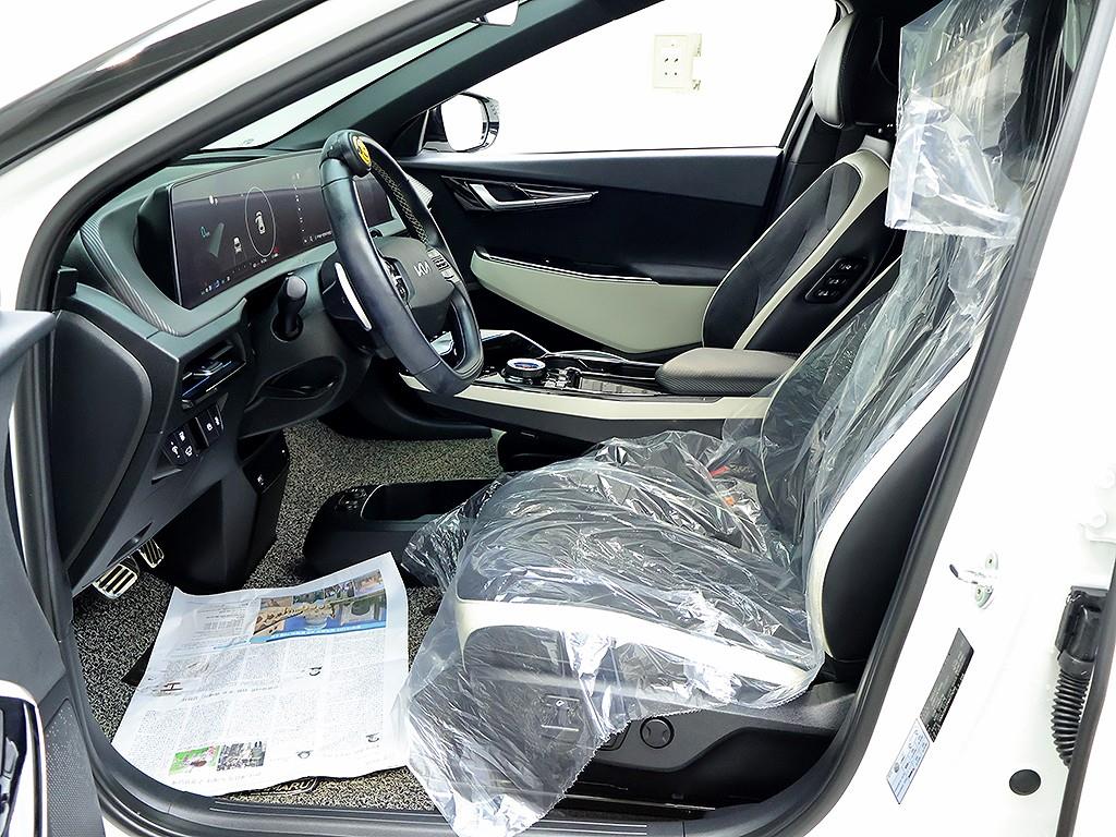 KIA EV6 2022 Blanco - Importación desde Corea - HF Imports Iquique - Foto 11