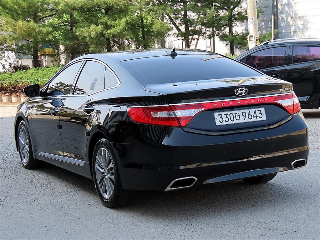 HYUNDAI Grandeur - Vista 3