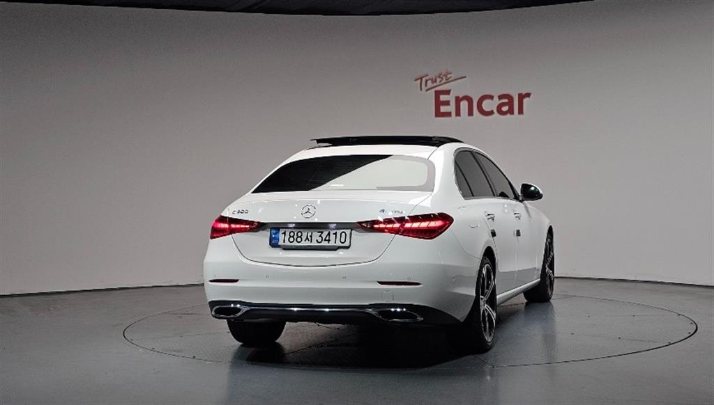 Mercedes Benz C Class - Vista 4