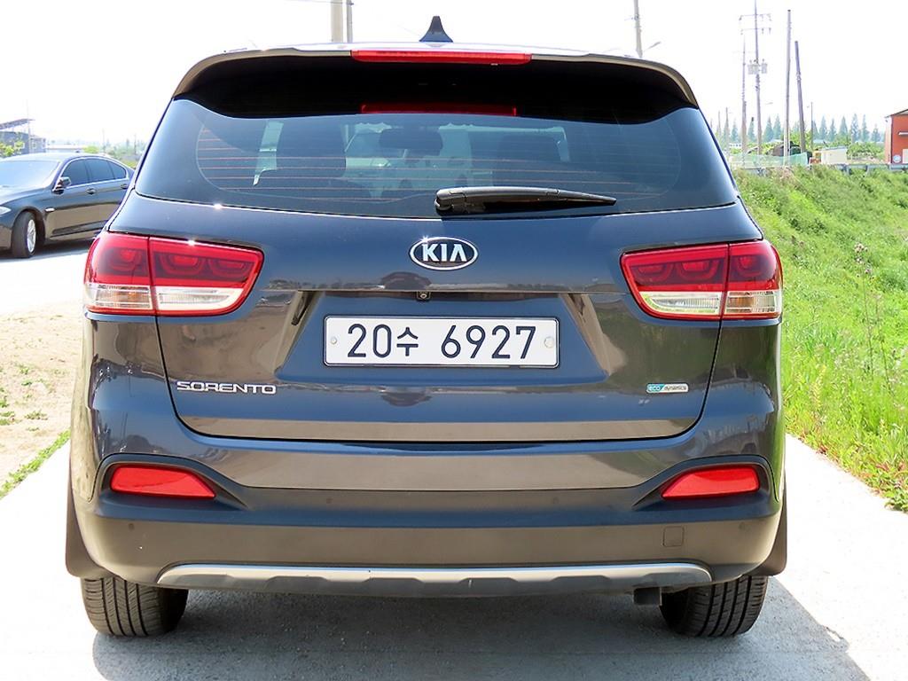 KIA Sorento - Vista 4