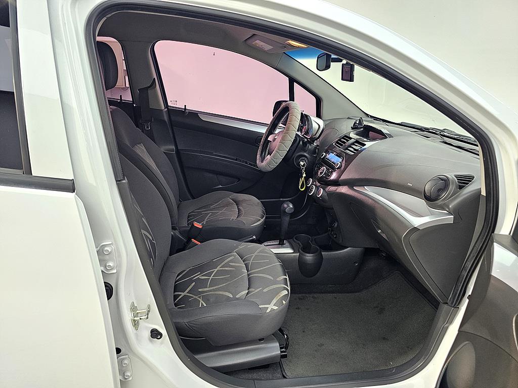 Chevrolet Spark - Vista 11