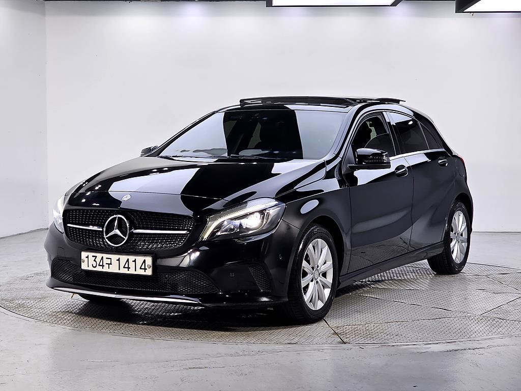 Mercedes Benz A Class 2017 Negro - Importación desde Corea - HF Imports Iquique - Foto 1