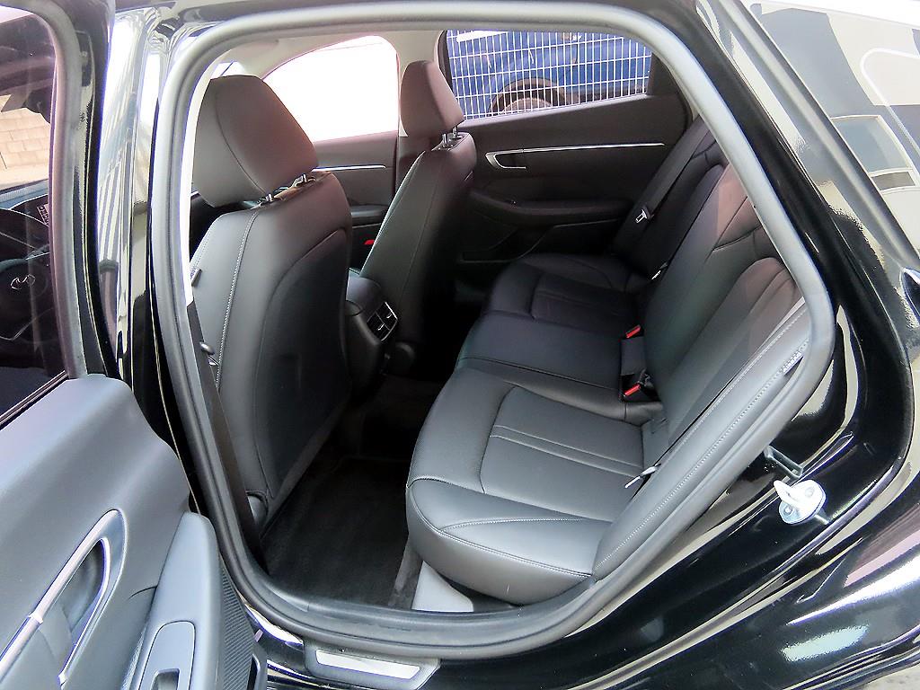 HYUNDAI Sonata - Vista 6