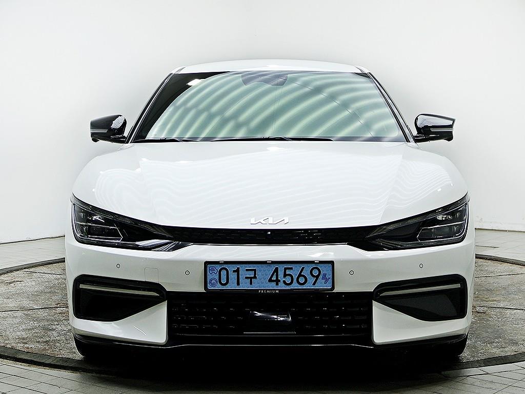 KIA EV6 2022 Blanco - Importación desde Corea - HF Imports Iquique - Foto 1