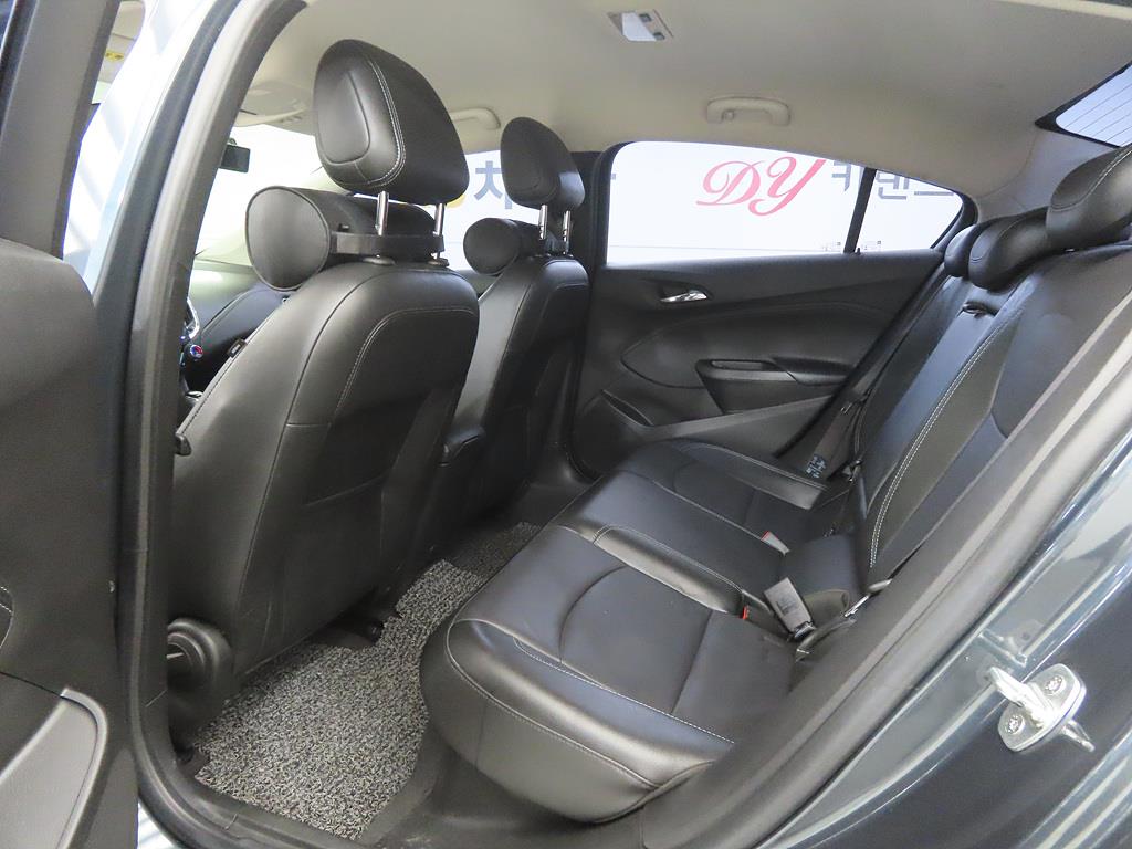 Chevrolet Cruise - Vista 6