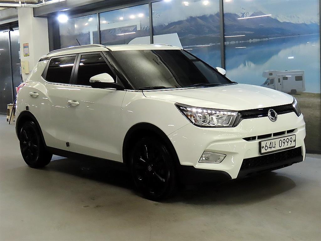 Ssangyong Tivoli 2016 Blanco - Importación desde Corea - HF Imports Iquique - Foto 1