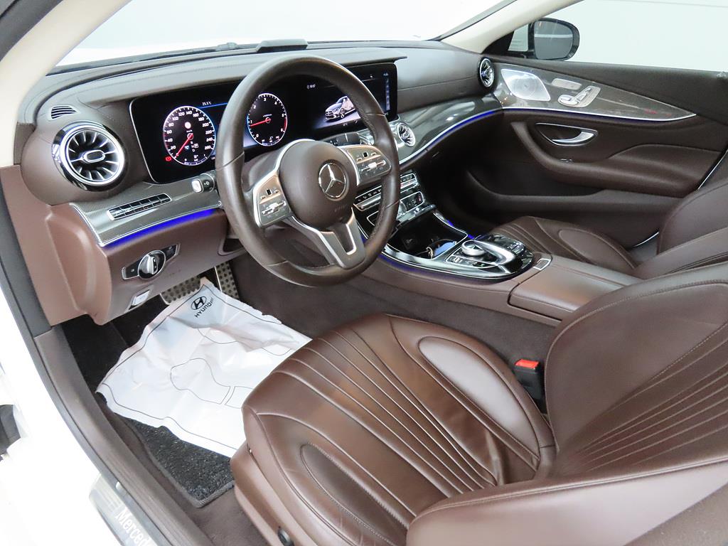 Mercedes Benz CLS Class - Vista 7
