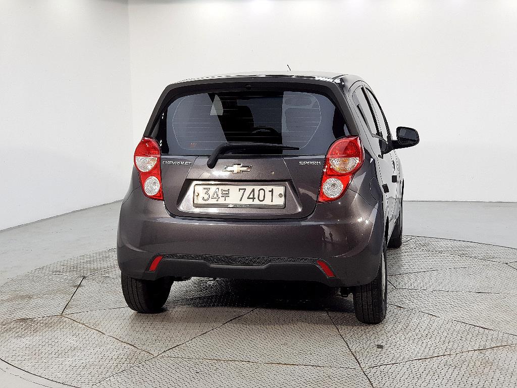 Chevrolet Spark - Vista 3