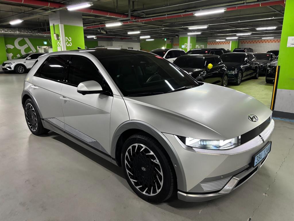 HYUNDAI Ioniq 5 - Vista 3