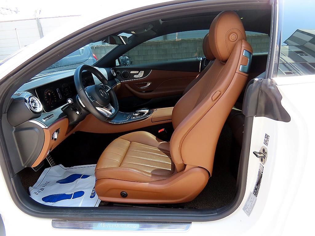 Mercedes Benz E class - Vista 5