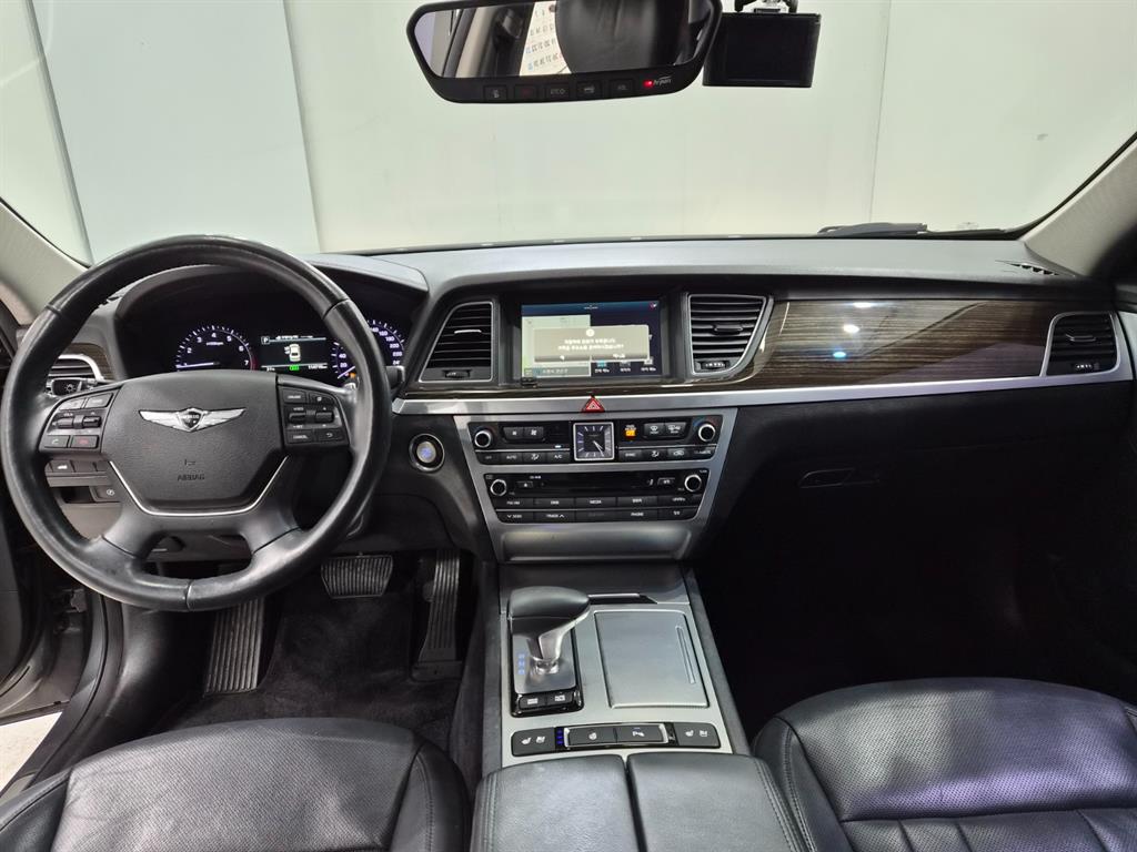 Genesis G80 - Vista 6