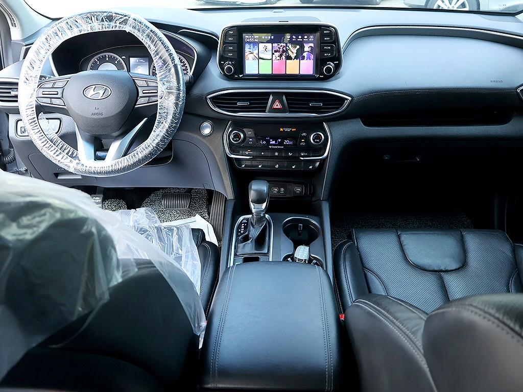 HYUNDAI Santa Fe - Vista 9