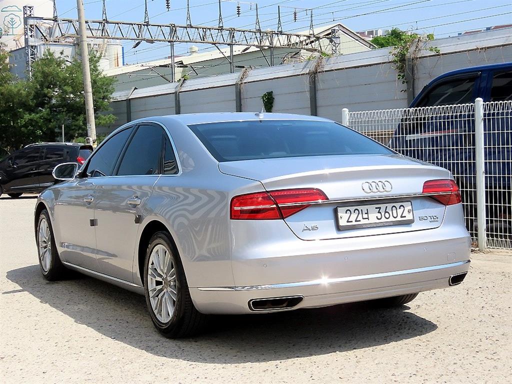 Audi A8 - Vista 3