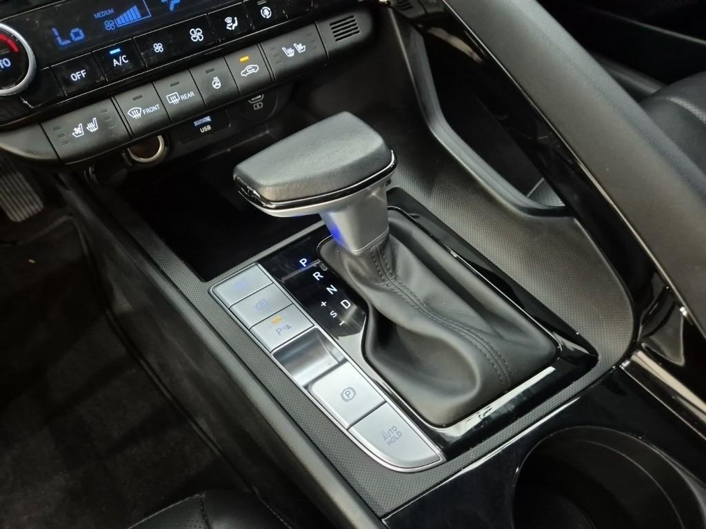 HYUNDAI Avante - Vista 8