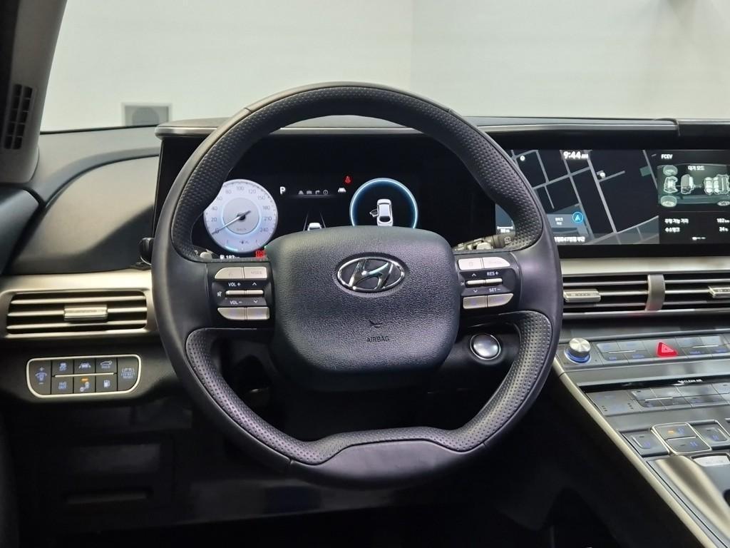 HYUNDAI Nexo - Vista 9