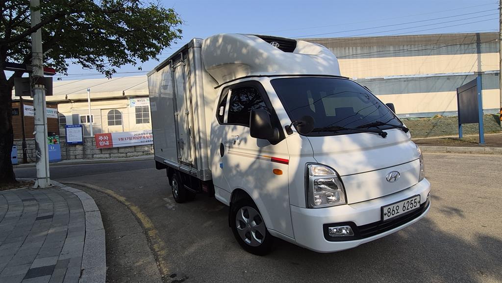 Small Truck Refrigerator Box(High Deck) - Vista 2