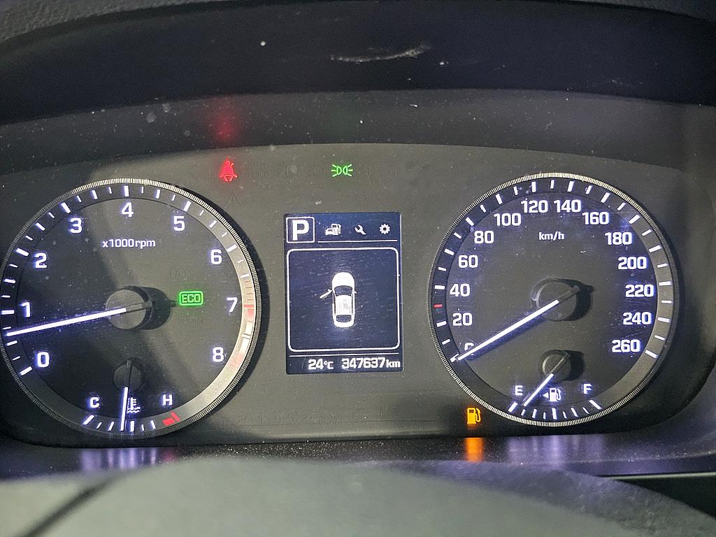 HYUNDAI Sonata - Vista 7