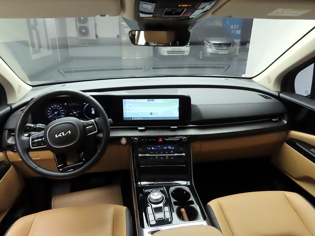KIA Carnival - Vista 6