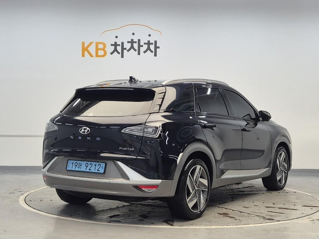 HYUNDAI Nexo - Vista 3