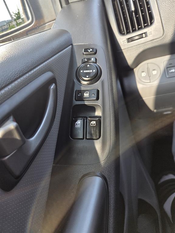 HYUNDAI Starex - Vista 11