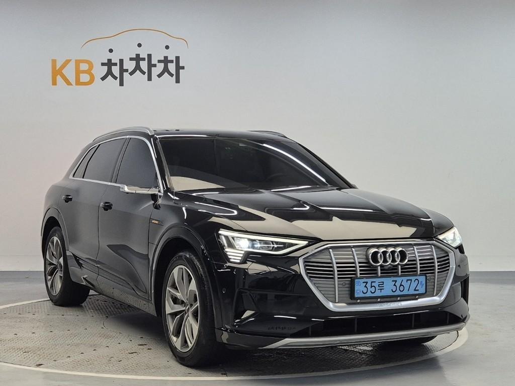 Audi e-Tron - Vista 4